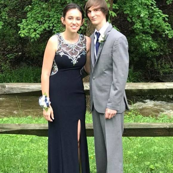 Meet your Posher, Joellen - Picture 1 of 1